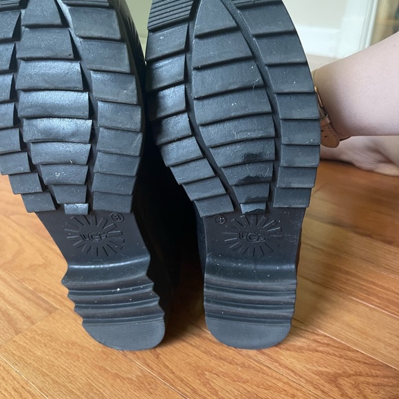 UGG rain boots - NWOT - size 8. Beautiful detailing on boots - Picture 5 of 5
